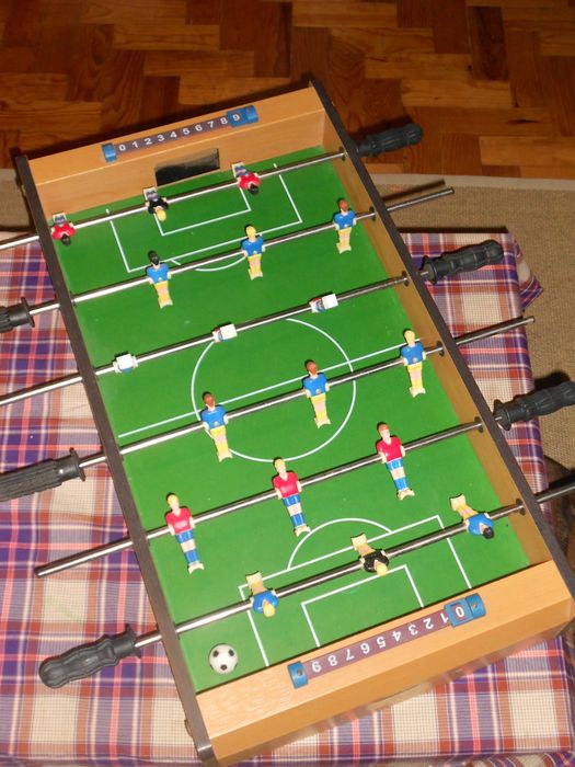 Mesa de Matraquilhos para crianças