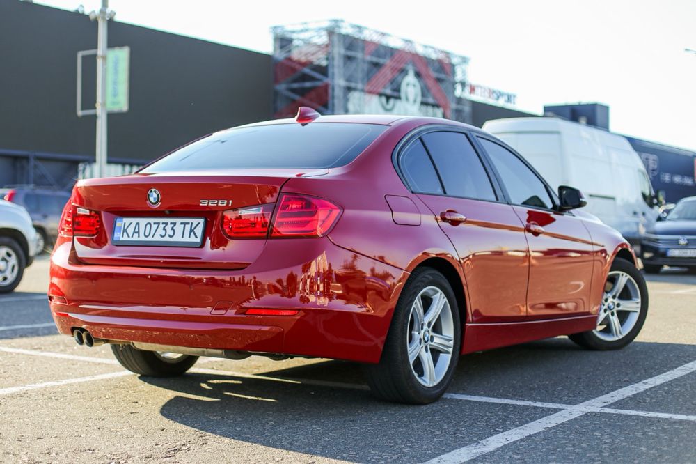 Продам Bmw 328i 2014 року