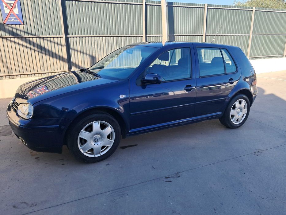 Golf4--1,9Tdi , edição do 25º aniversário , impecável — photo 3