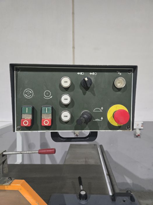 Esquadrejadora Chambon (Bom estado)