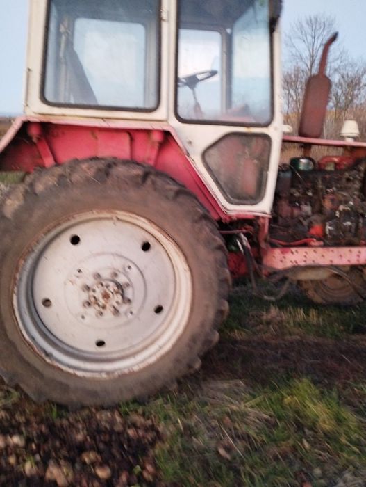 ЮМЗ 6 на ходу стан хороший