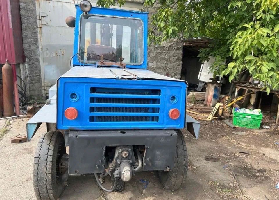 Продаю автопогрузчик вилочний