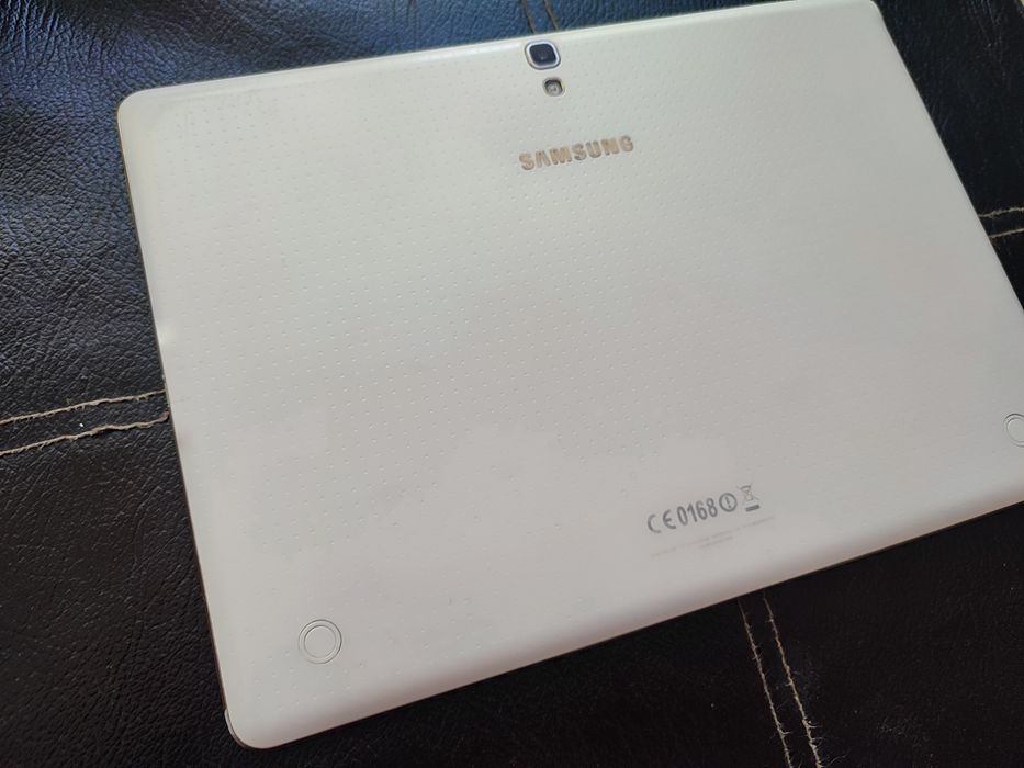 Планшет Samsung Galaxy Tab S 10.5 (SM-T800)