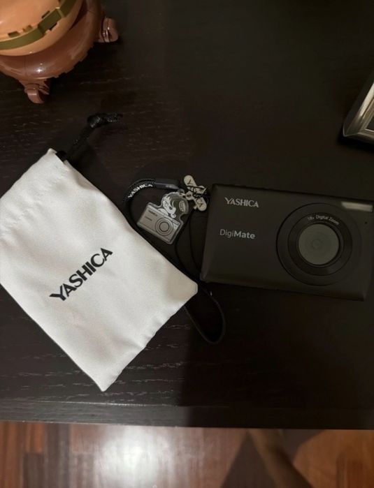 Yashica digimate