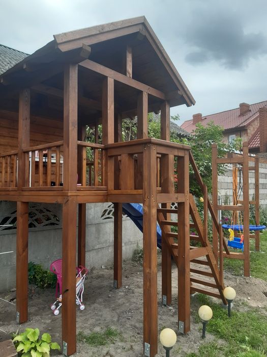 Domek dla dziecka, solidny
