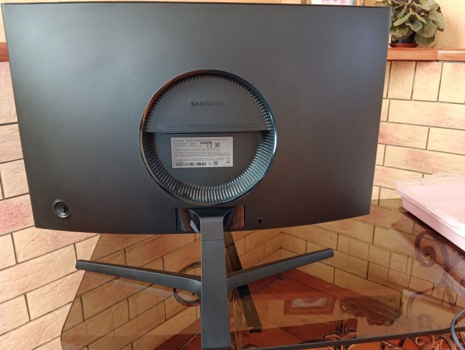 Продам монітор самсунг вигнутий