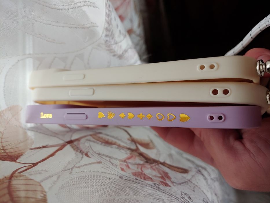 Продам новые чехлы к смартфонам Iphone 15(Pro)