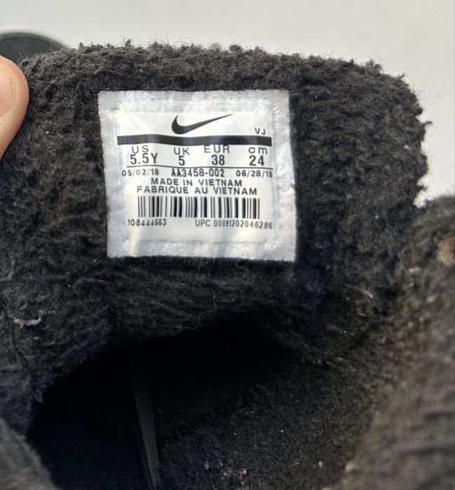 Зимові черевики Nike