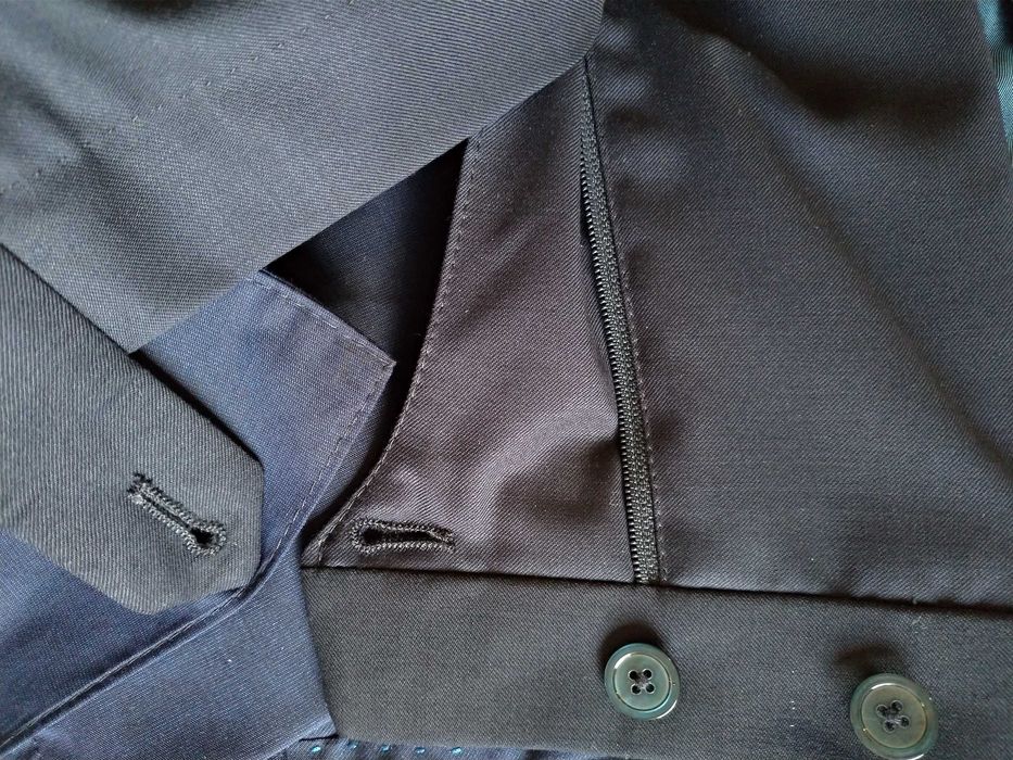 Fato 100% lã. Pedro del Hierro - cor azul. Novo. Nunca usado