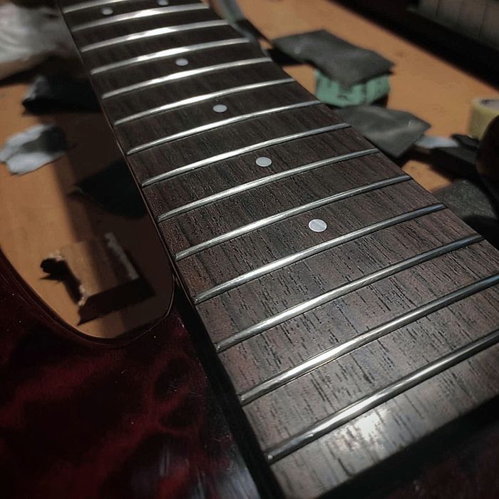 Serwis naprawa gitara basowa elektryczna akustyczna