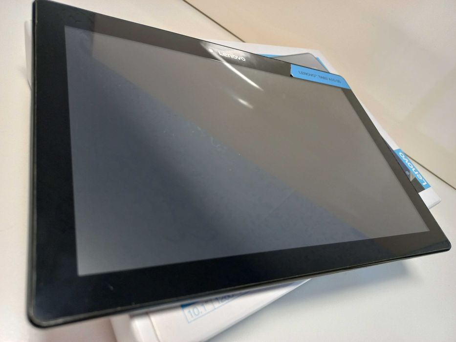 Планшет Lenovo 10 дюйм! Black! Оригінал у відмінному стані!