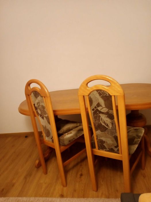 Stół z litego dębowego drewna + krzesła
