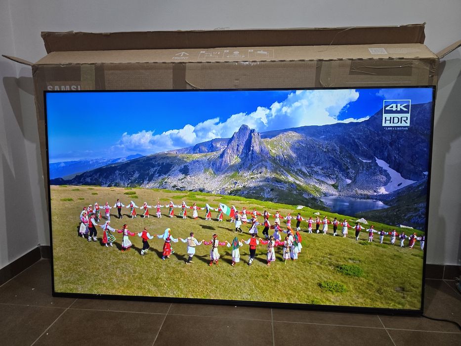 Telewizor 65 cali 4K smart wifi YouTube Netflix  .Stan igla jak nowy