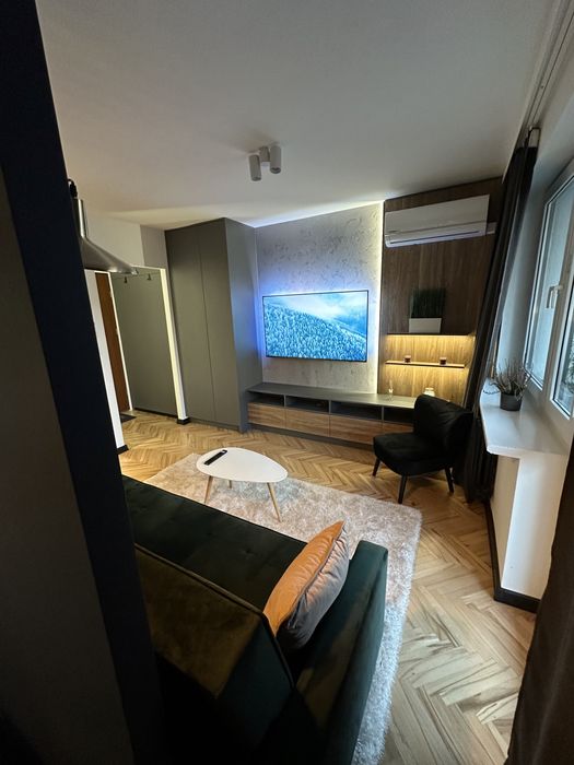 Apartament przy Parku, Centrum || Klimatyzacja, Parking, targi ||