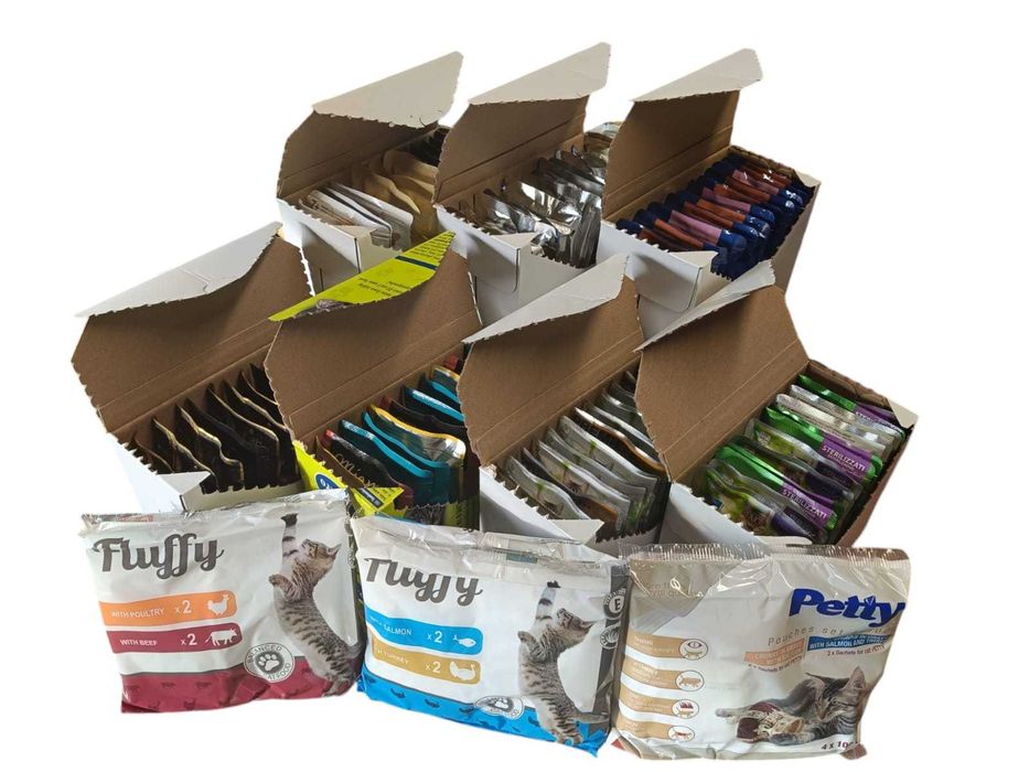 60 saszetek dla kota w mixie marek i smaków.