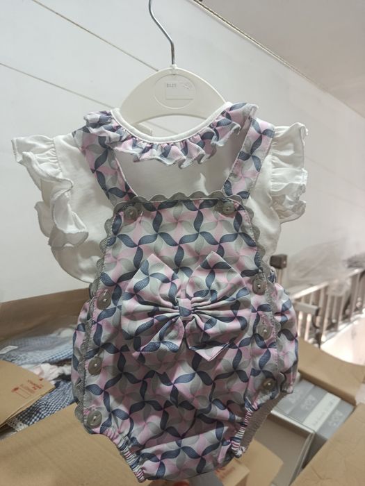 Conjunto de menina