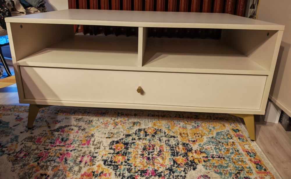 Stolik kawowy z szufladą