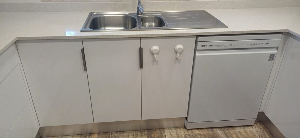 Cozinha semi-nova (4 anos)