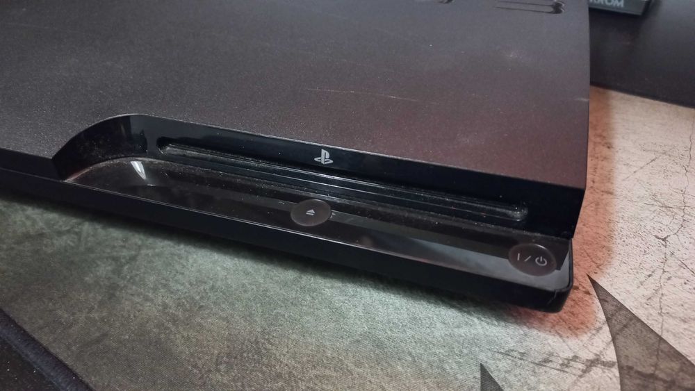Playstation 3 Slim - Avariada / Para Peças