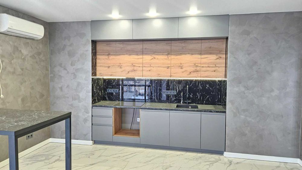 Продам за вигідною ціною 2к в центрі міста! ЖК Гранд Палац