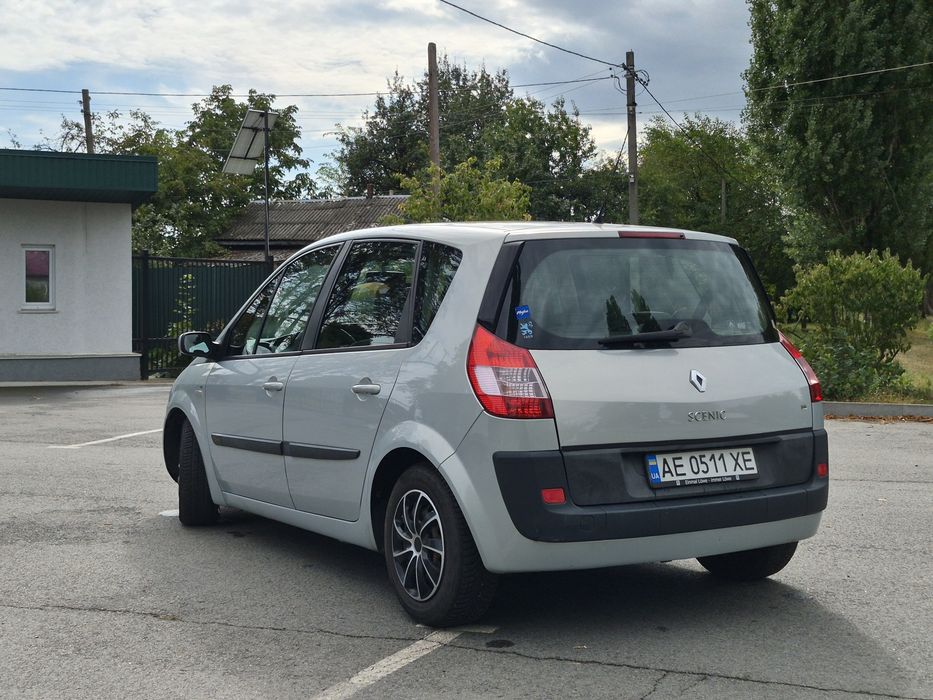 Продам Renault Scenic 1.6 бензин