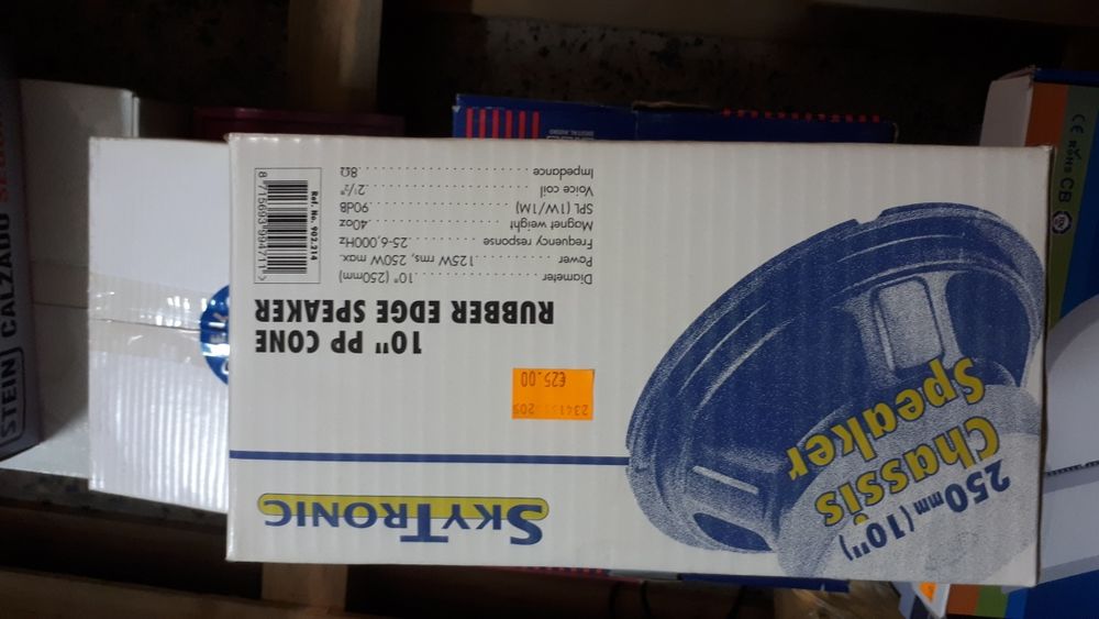Colunas/subwoofers stock off