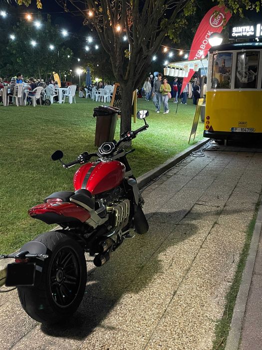 Triumph Rocket 3 R