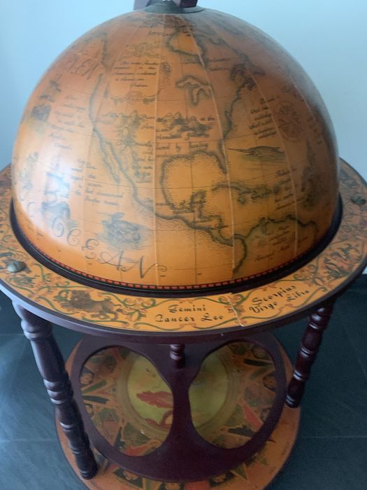 Bar globo vintage