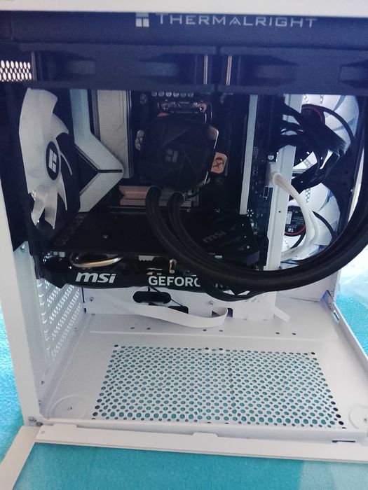 PC Gaming White NOVO – MONTADO RECENTEMENTE  - Intel Ultra 5 250KF | RTX 4060 8GB | 16GB DDR5 | SSD WD Black 1TB (Com Garantia)
