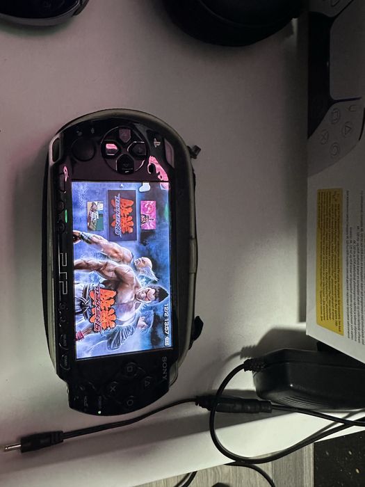 Приставка Sony Psp +3 игры