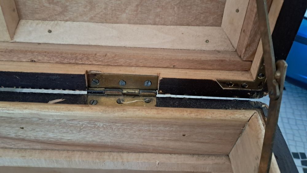 Conjunto de baus em cânfora