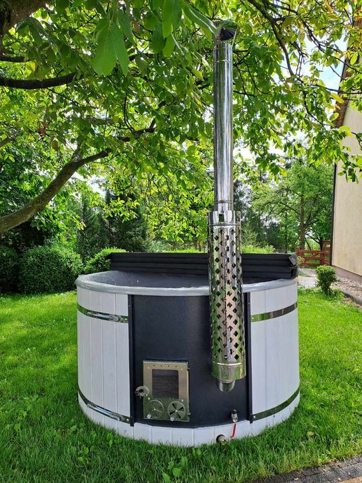 Balia ogrodowa  z hydromasażem i jacuzzi