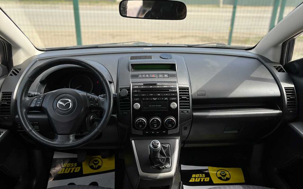 Mazda 5 2009 року