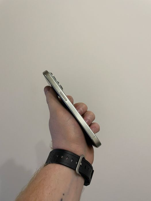 Apple iPhone 15 pro