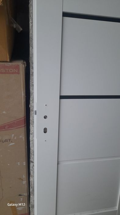 Drzwi łazienkowe  80 lewe.