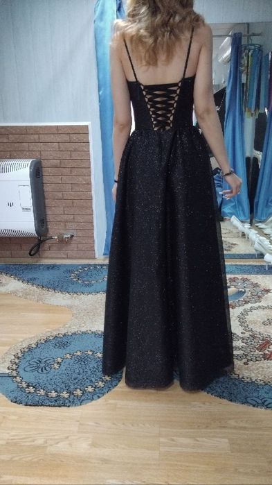 Продам випускну сукню