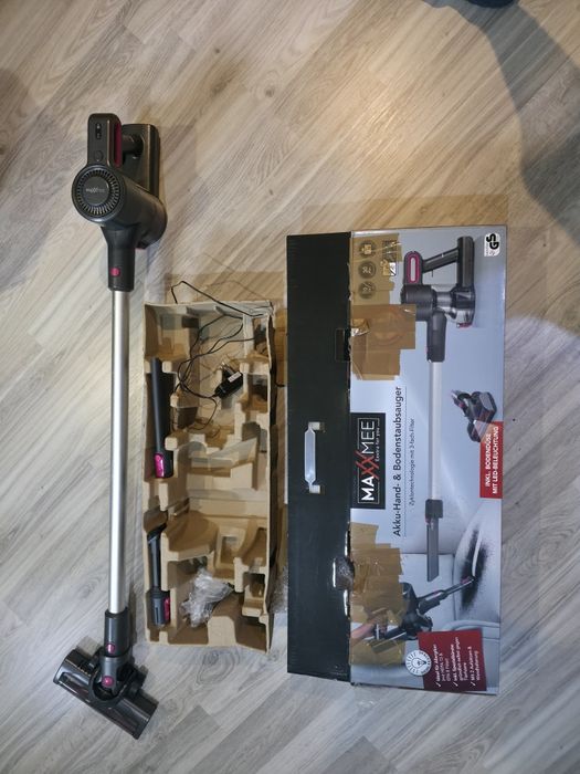 Odkurzacz pionowy MaxxMee