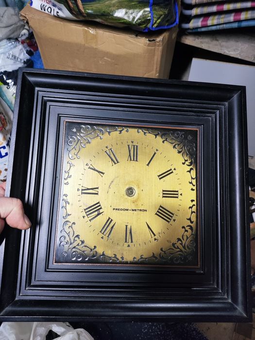 Zegar ścienny predom metron