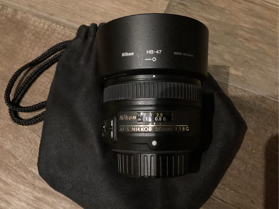 Nikon D750 body + Gip MB-D16 + Nikkor AF-S 50 mm 1:1.8 G
