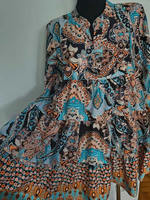 Sukienka tunika wzory falbany włoska