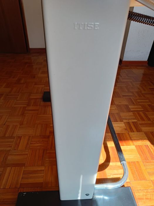 Estirador com máquina de desenho MUTOH em muito bom estado