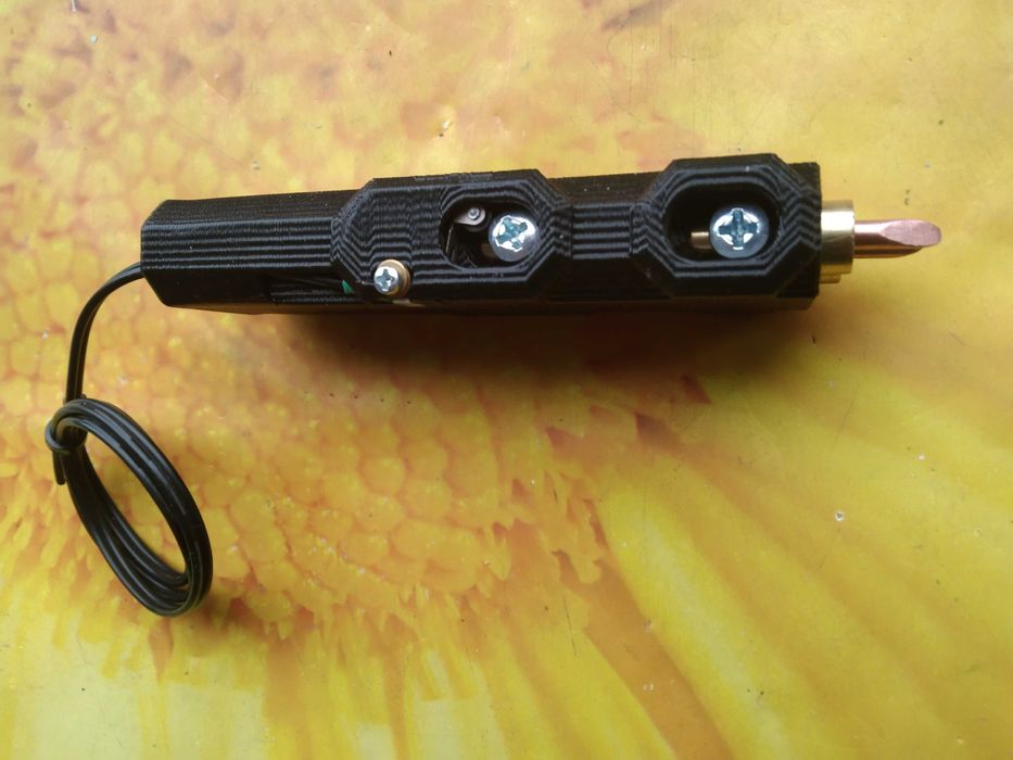 Держатель электродов точечной сварки.