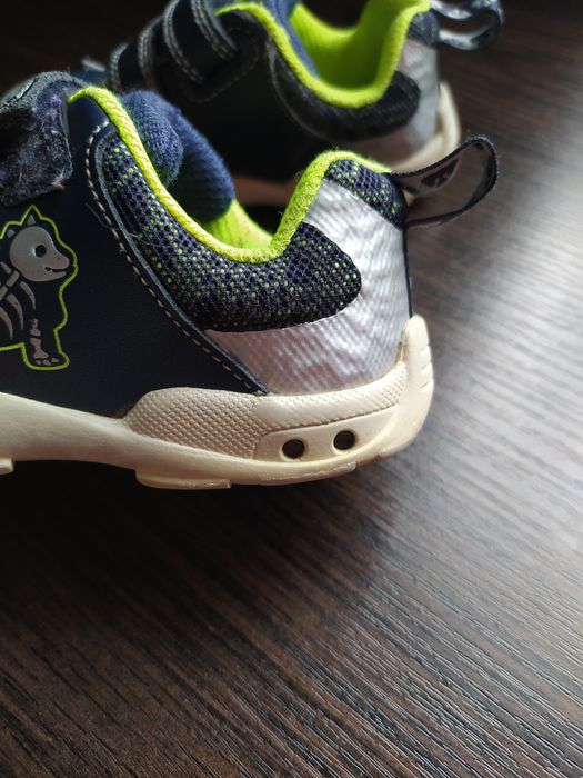 Кроссовки clarks 22