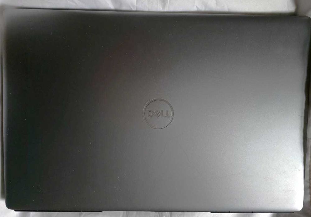DELL PRECISION 7750 I7-10750H/256GB/32GB RAM/Quadro T1000