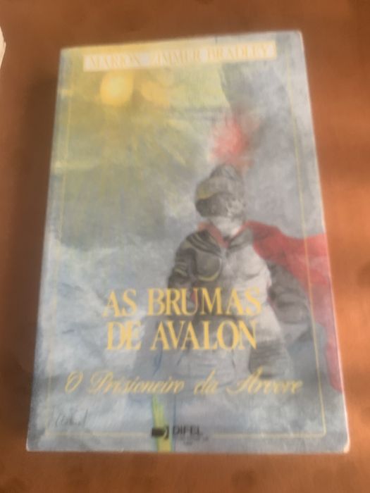 A senhora do trillium # Rainha Suprema # O prisioneiro da arvore # Marion  Zimmer Bradley