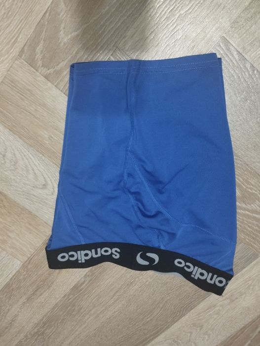 Мужские компрессионные шорты Sondico 13л.