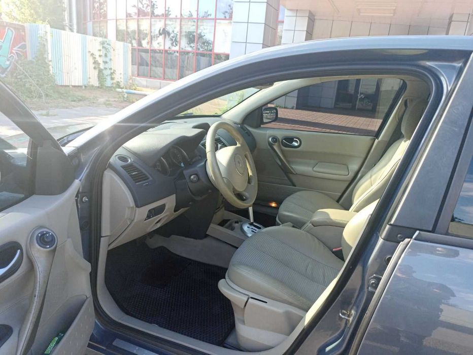 Продам Renault Megane 2006 в отличном состоянии.