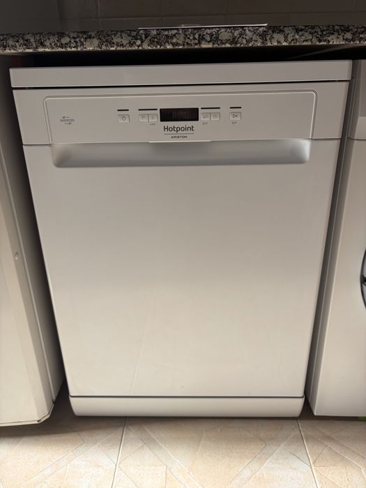 Maquina lavar loiça Hotpoint