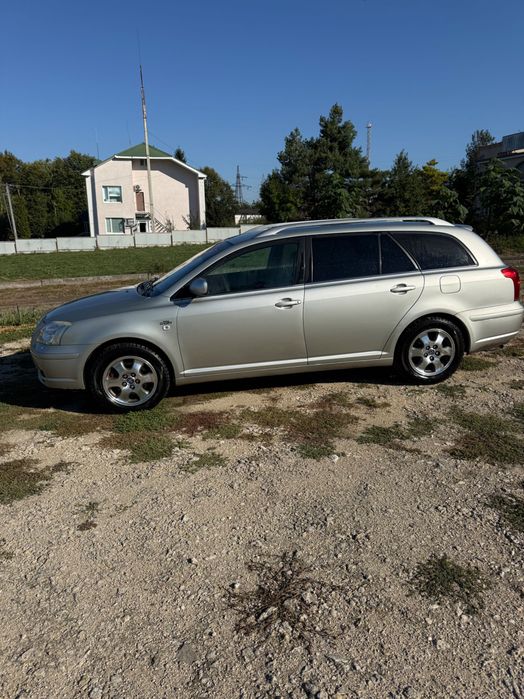 Toyota Avensis T25