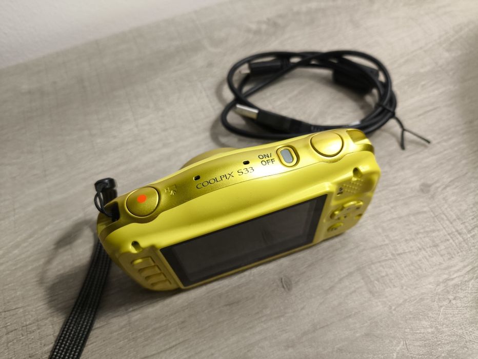 Nikon Coolpix S33 Waterproof